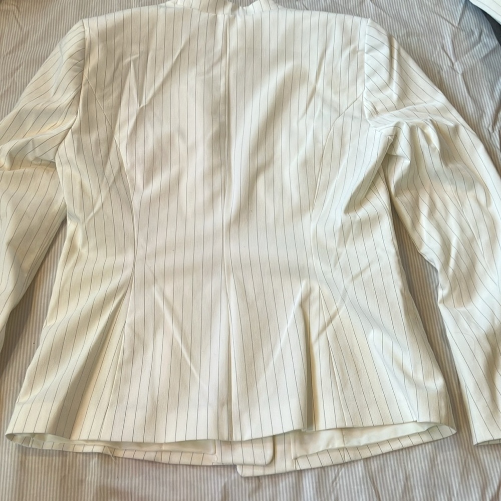 WHBM suit jacket - Picture 2 of 5